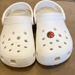 CROCS Kids White Slippers with Basketball Charm